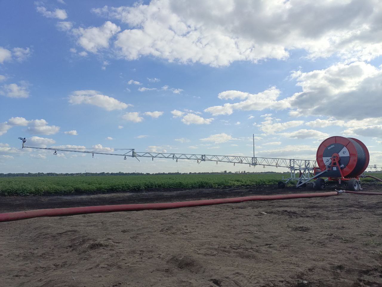 Штатив с дальнеструйным дождевателем